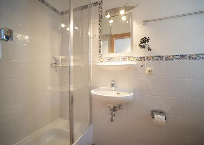 Reetdachhaus Malve 2 Hébergement de vacances *